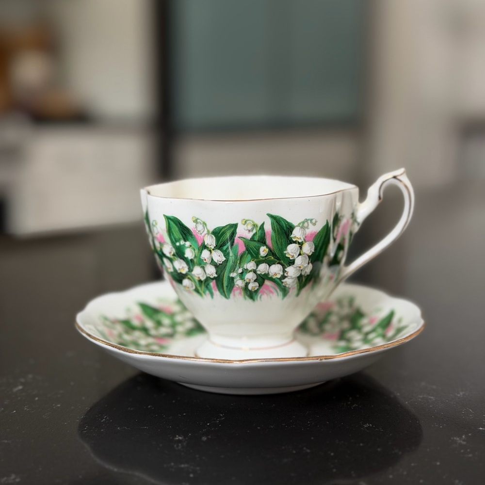 Queen Anne Bone China Teacup & Saucer Lily of the Valley